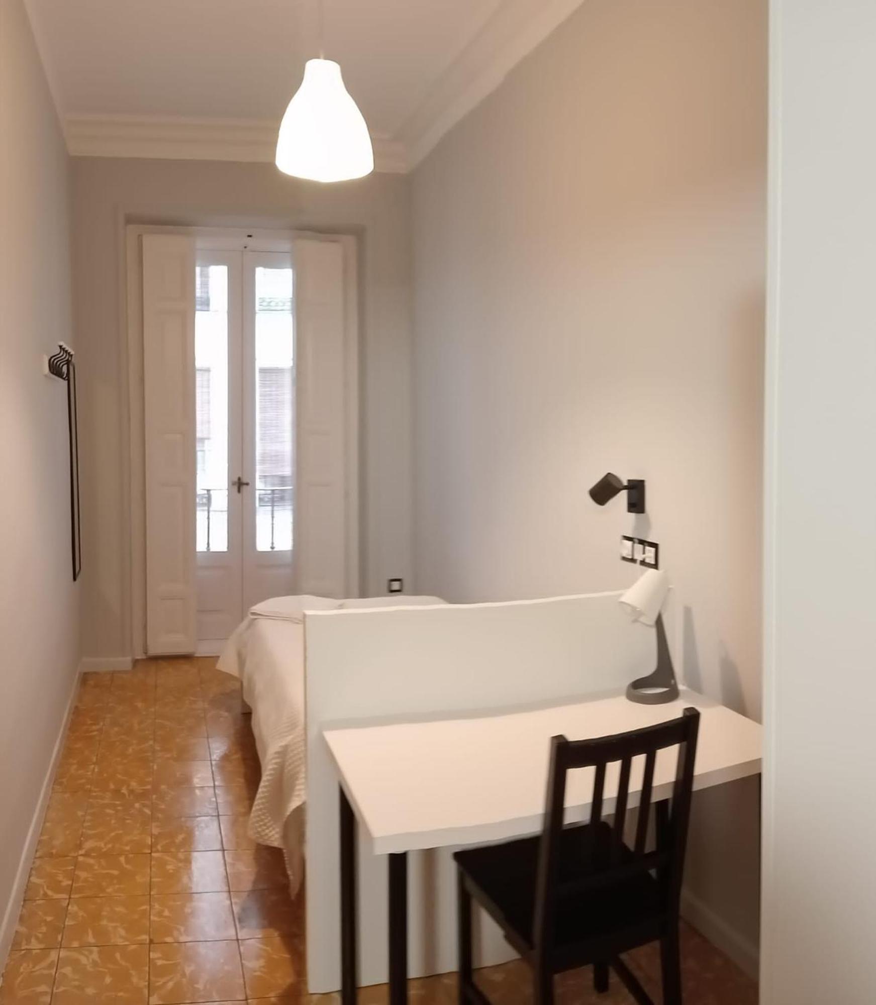 Hostal Yolanda Madrid Extérieur photo